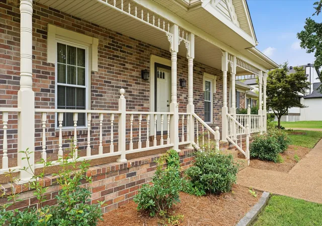 Photo 3 of Sale Pending at 3204 Brookmont Cir, Antioch, TN 37013 | MLS# 3288008 | Listing updated on 2026-10-03