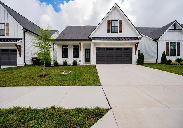 Photo 2 of Single family home for sale at 2005 Pleasant Cv, Nashville, TN 37214 | MLS# 3288313 | Listing updated on 2026-09-07