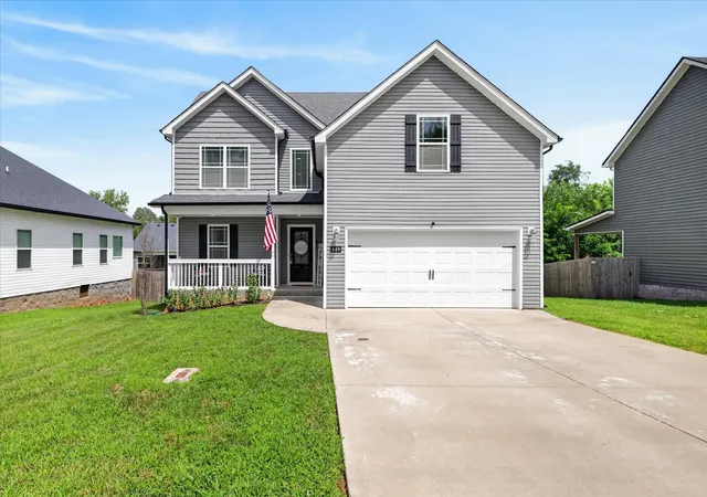Photo 1 of Single family home for sale at 489 Woodtrace Dr, Clarksville, TN 37042 | MLS# 3288208 | Listing updated on 2026-10-22