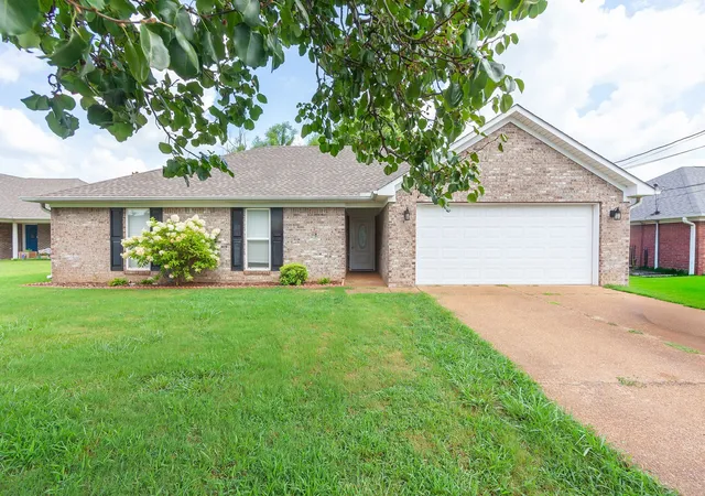 1st image of 163 Romie Dr, Jackson, TN 38305 | MLS# 3288037
