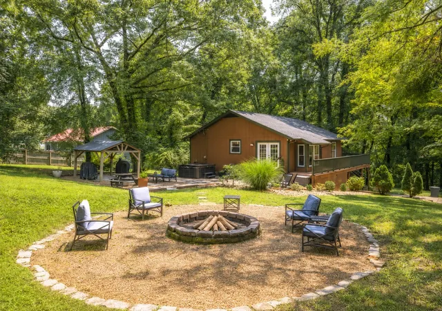 3rd image of 1036 Street Rd, Kingston Springs, TN 37082 | MLS# 3311643