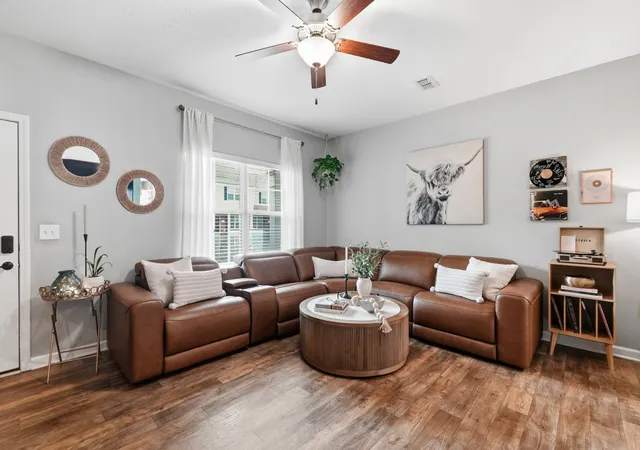 Photo 3 of Townhouse for sale at 3706 Righteous Dr, Murfreesboro, TN 37128 | MLS# 3288081 | Listing updated on 2026-10-06