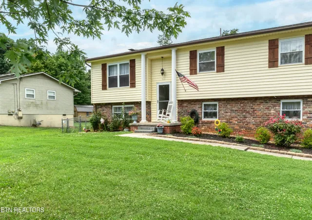 2nd image of 315 Arbor Dr, Maryville, TN 37804 | MLS# 3512831