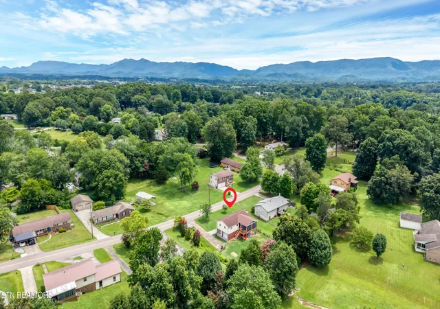 38th image of 315 Arbor Dr, Maryville, TN 37804 | MLS# 3512831