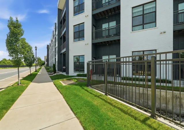 Photo 3 of Condo for sale at 1677 54th Avenue N #118, Nashville, TN 37209 | MLS# 3297962 | Listing updated on 2026-08-20