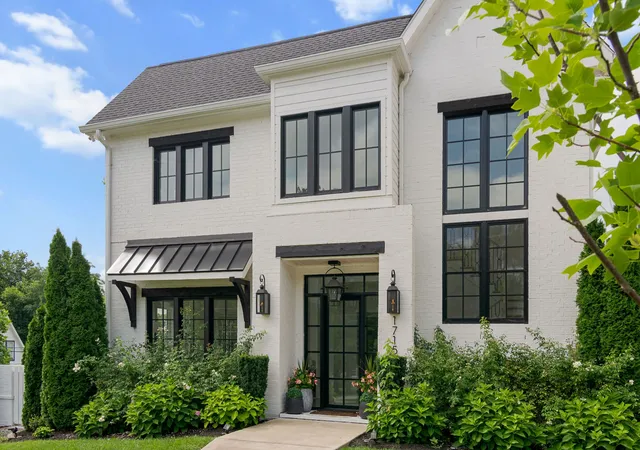 Photo 4 of Single family home for sale at 1715 Hillmont Dr, Nashville, TN 37215 | MLS# 3306183 | Listing updated on 2026-09-01