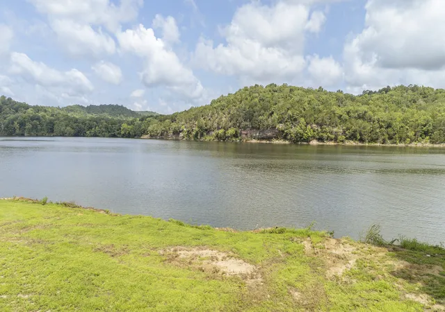 4th image of 648 River Front Dr, Clifton, TN 38425 | MLS# 3288215