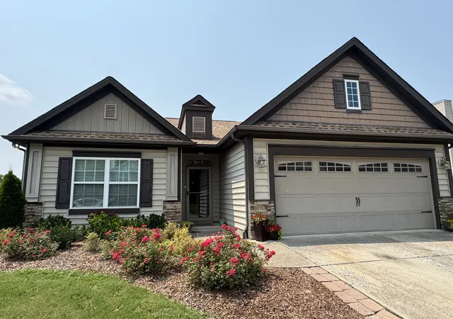 Photo 2 of Single family home for sale at 4237 Longfellow Dr, Nashville, TN 37214 | MLS# 3288233 | Listing updated on 2026-08-31