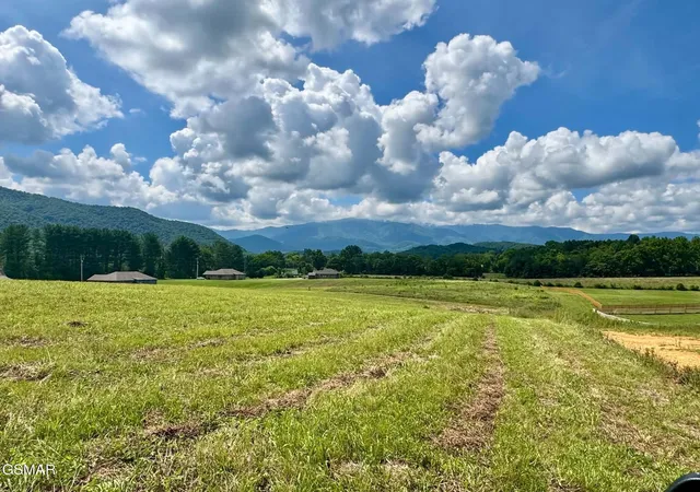 Photo 1 of Land for sale at 5418 Cocke County Line Rd, Cosby, TN 37722 | MLS# 3591724 | Listing updated on 2026-09-16