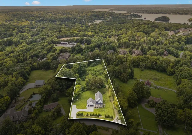 Photo 1 of Single family home for sale at 337 Vanderbilt Rd, Mount Juliet, TN 37122 | MLS# 3288343 | Listing updated on 2026-10-21
