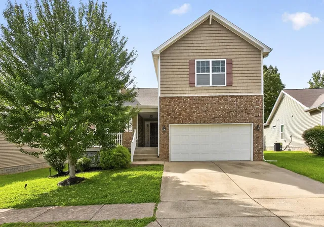 Photo 3 of Single family home for sale at 1609 Highwater Dr, Antioch, TN 37013 | MLS# 3288252 | Listing updated on 2026-09-14