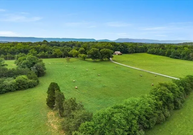 5th image of 211 County Road 617, Athens, TN 37303 | MLS# 3288250