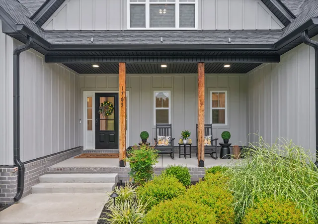 Photo 4 of Single family home for sale at 1765 Powell Rd, Clarksville, TN 37043 | MLS# 3309468 | Listing updated on 2026-10-10