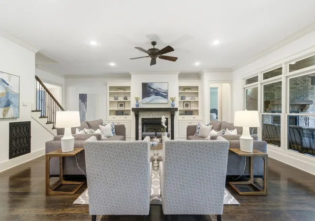 Photo 3 of Mansion for sale at 4517 Ballow Ln, Nashville, TN 37221 | MLS# 3304151 | Listing updated on 2026-09-29