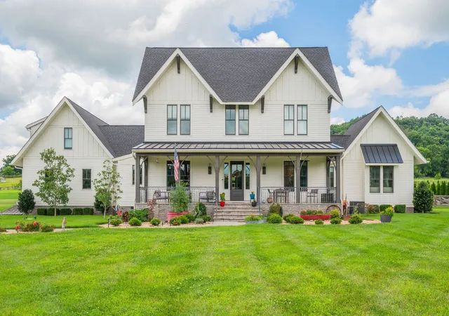 Photo 1 of Single family home for sale at 4510 Harpeth School Rd, Franklin, TN 37064 | MLS# 3298126 | Listing updated on 2026-08-20