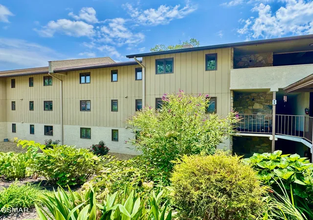 1st image of 224 Woodland Road #UNIT 302, Gatlinburg, TN 37738 | MLS# 3302122
