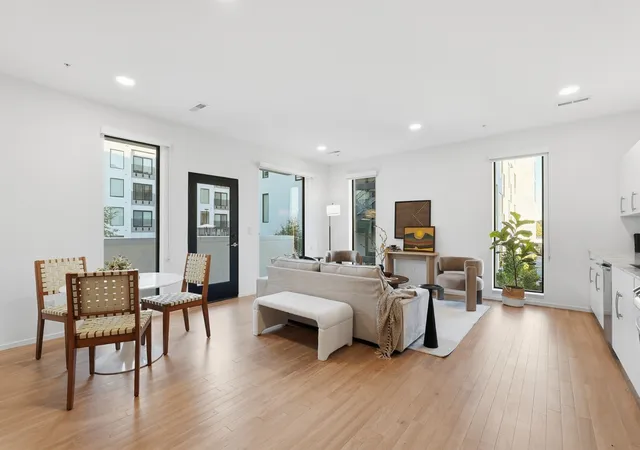 3rd image of 806 Olympic St #200, Nashville, TN 37203 | MLS# 3297819