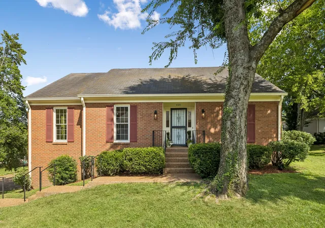 1st image of 4327 Belmont Park Ter, Nashville, TN 37215 | MLS# 3500792