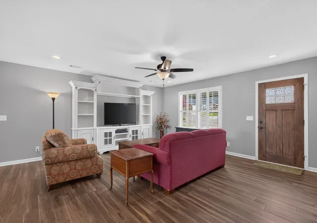 Listing Photo 4 - Condo for sale in building located at 108 Dogwood Ct, Shelbyville, TN 37160