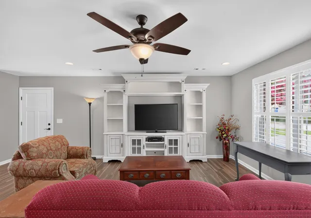Listing Photo 5 - Condo for sale in building located at 108 Dogwood Ct, Shelbyville, TN 37160