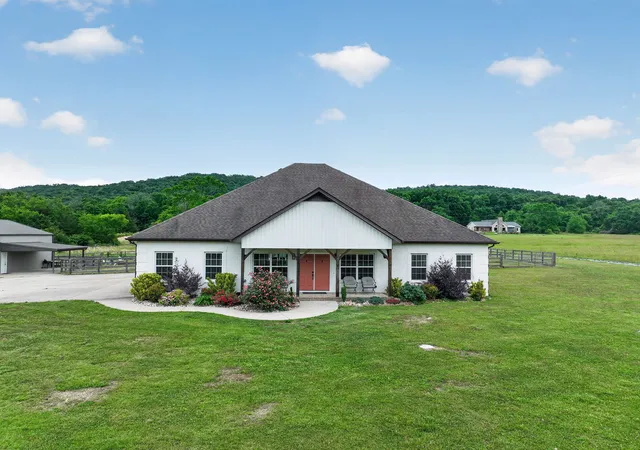 1st image of 2130 Stewart Creek Rd, Murfreesboro, TN 37129 | MLS# 3311812