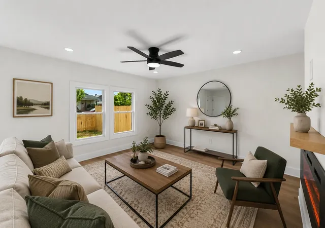 Photo 4 of Single family home for sale at 111 Lewis St, Nashville, TN 37210 | MLS# 3288344 | Listing updated on 2026-09-17