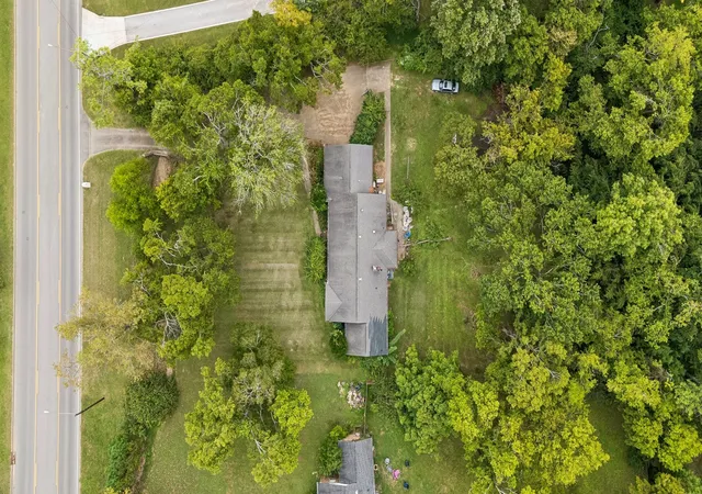 Photo 1 of Single family home for sale at 1511 Harding Pl, Nashville, TN 37215 | MLS# 3520474 | Listing updated on 2026-09-19