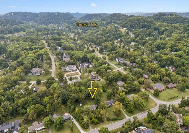Photo 3 of Single family home for sale at 1511 Harding Pl, Nashville, TN 37215 | MLS# 3520474 | Listing updated on 2026-09-19