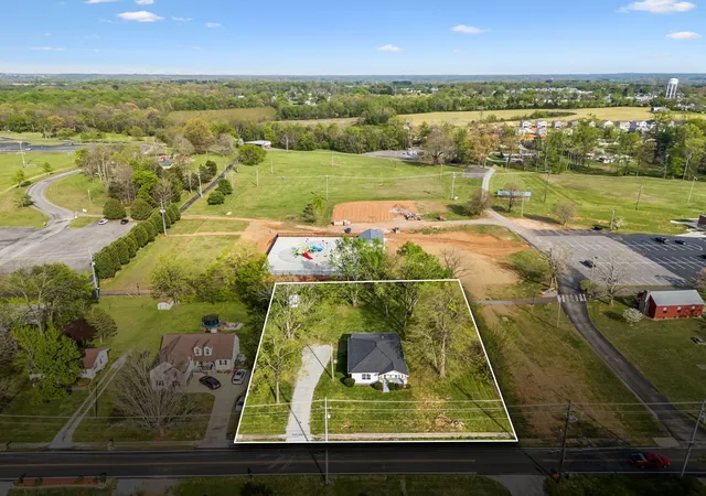 3rd image of 313 Portland Blvd, Portland, TN 37148 | MLS# 3303991