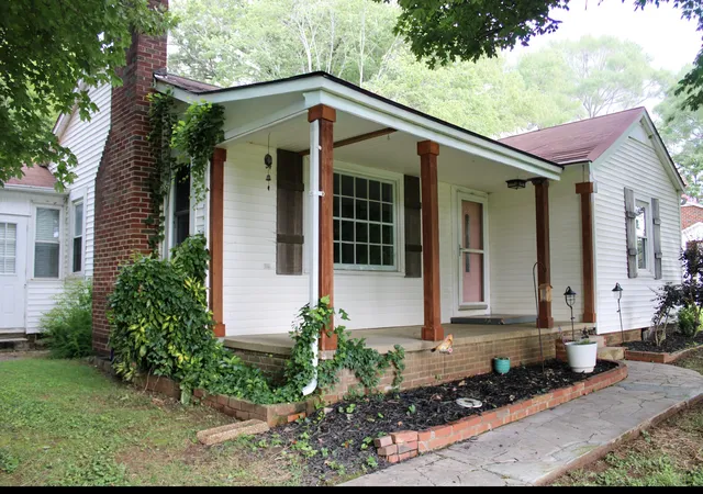 Photo 2 of Single family home for sale at 201 Emmett Ave Nw, Cleveland, TN 37311 | MLS# 3288439 | Listing updated on 2026-08-24