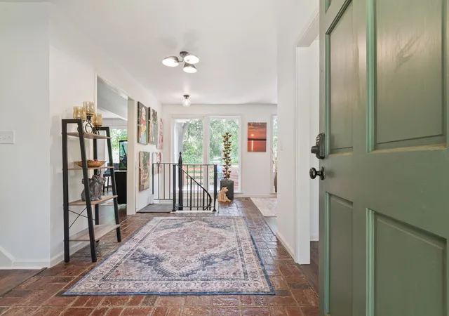 Photo 3 of Single family home for sale at 1058 Greenwood Ct, Gallatin, TN 37066 | MLS# 3299507 | Listing updated on 2026-09-01