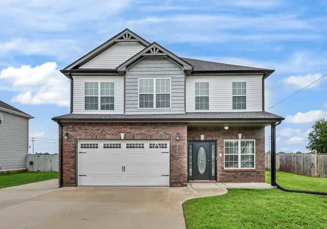 Photo 1 of Single family home for sale at 2428 Andersonville Dr, Clarksville, TN 37042 | MLS# 3309464 | Listing updated on 2026-09-02