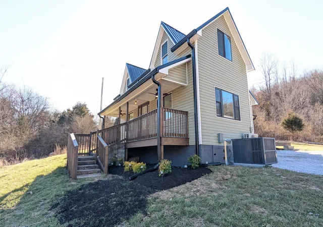 3rd image of 197 Granville Hwy, Chestnut Mound, TN 38552 | MLS# 3288388