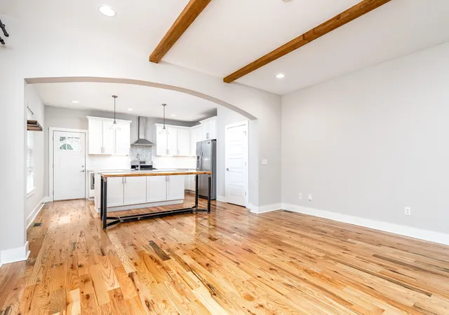 Photo 4 of Single family home for sale at 324b Queen Ave, Nashville, TN 37207 | MLS# 3309293 | Listing updated on 2026-08-29