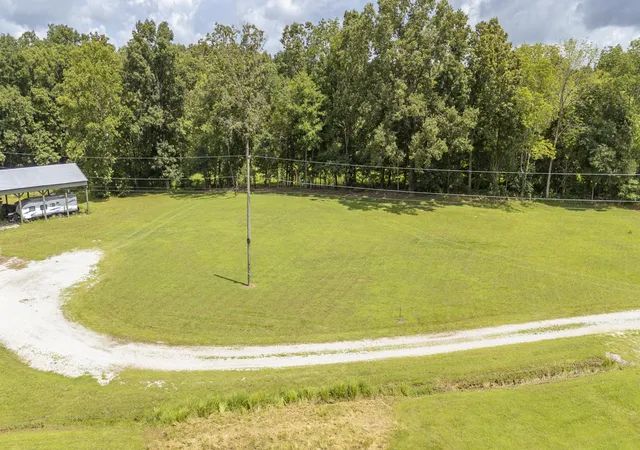 3rd image of 356 Jett Dr, Clifton, TN 38425 | MLS# 3288418