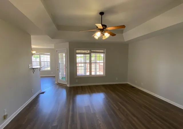 Photo 3 of Sale Pending at 547 Fox Trot Dr, Clarksville, TN 37042 | MLS# 3288416 | Listing updated on 2026-10-07