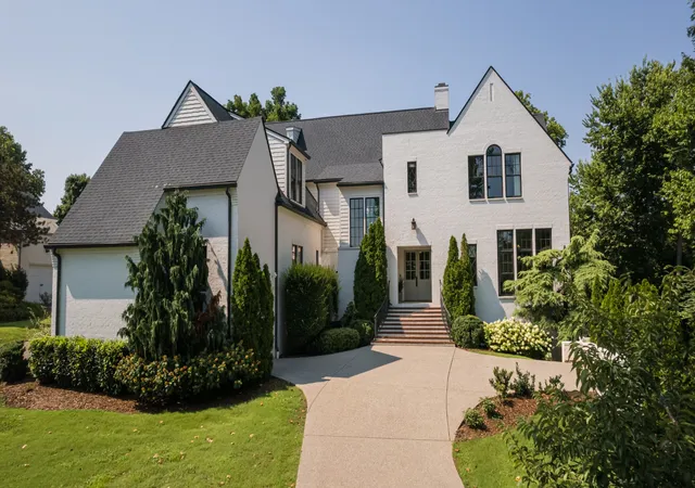 Photo 2 of Mansion for sale at 3444 Woodmont Blvd, Nashville, TN 37215 | MLS# 3288583 | Listing updated on 2026-10-04