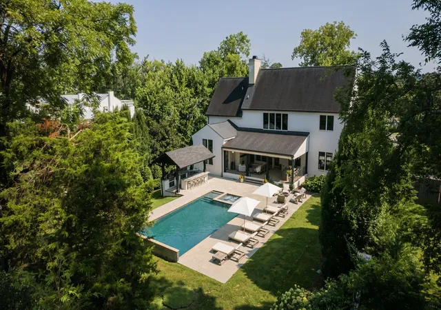 3rd image of 3444 Woodmont Blvd, Nashville, TN 37215 | MLS# 3288583