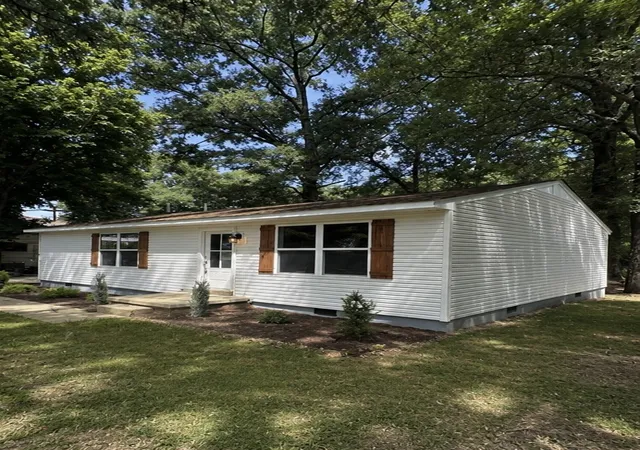 Photo 3 of Single family home for sale at 205 Tulsa Ave, Tullahoma, TN 37388 | MLS# 3288569 | Listing updated on 2026-09-14