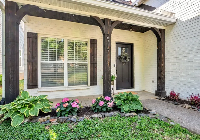 Photo 3 of Single family home for sale at 2717 Rosedale Pl, Nashville, TN 37211 | MLS# 3306276 | Listing updated on 2026-08-22