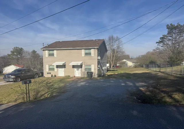 1st image of 101 Hill Rd, Dickson, TN 37055 | MLS# 3288470
