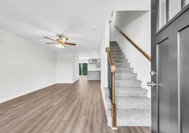 Photo 4 of Townhouse for sale at 127 Quarry Point Dr #C127, Clarksville, TN 37043 | MLS# 3288576 | Listing updated on 2026-08-20