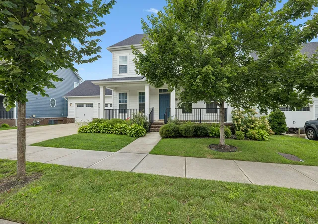 Photo 2 of Single family home for sale at 2030 Oglethorpe Dr, Franklin, TN 37064 | MLS# 3298485 | Listing updated on 2026-10-29