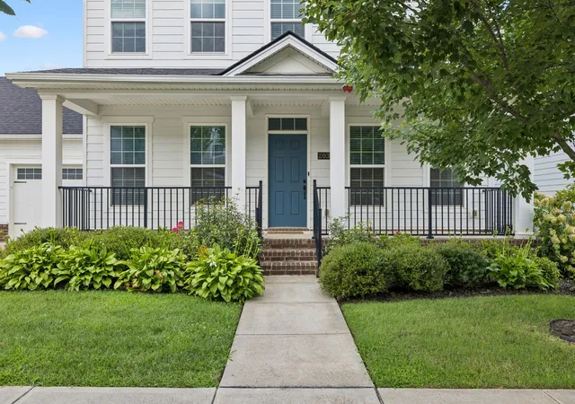 Photo 3 of Single family home for sale at 2030 Oglethorpe Dr, Franklin, TN 37064 | MLS# 3298485 | Listing updated on 2026-10-29