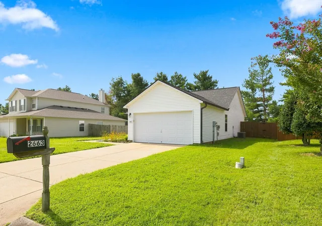 Photo 2 of Single family home for sale at 2663 Sutherland Dr, Thompsons Station, TN 37179 | MLS# 3502038 | Listing updated on 2026-08-29