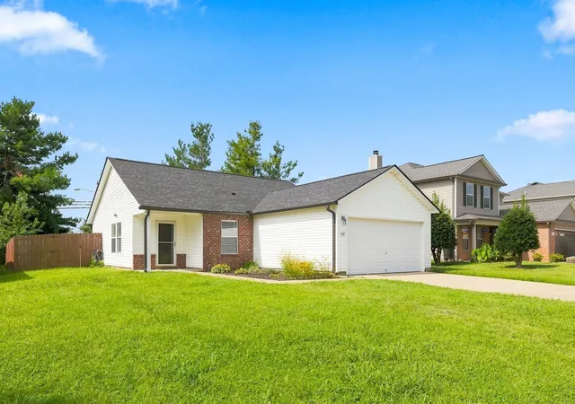 Photo 2 of Single family home for sale at 2663 Sutherland Dr, Thompsons Station, TN 37179 | MLS# 3502038 | Listing updated on 2026-08-29