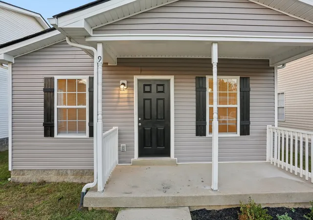 Photo 4 of Single family home for sale at 2607 Landrum Ct #9, Springfield, TN 37172 | MLS# 3619897 | Listing updated on 2026-10-14