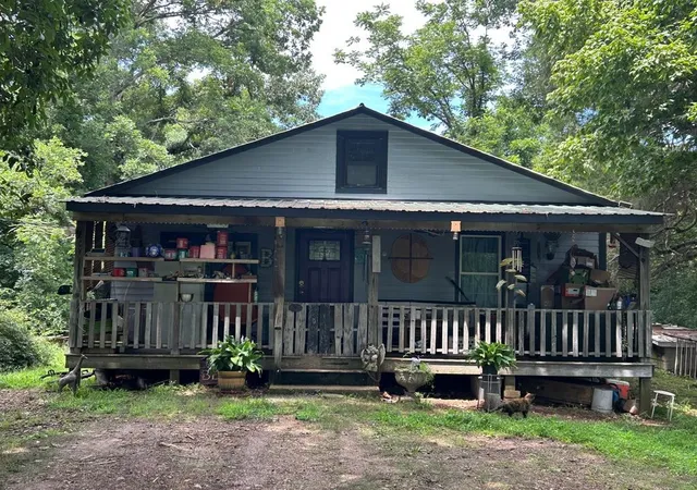 1st image of 114 Lincoln St, Big Sandy, TN 38221 | MLS# 3288649
