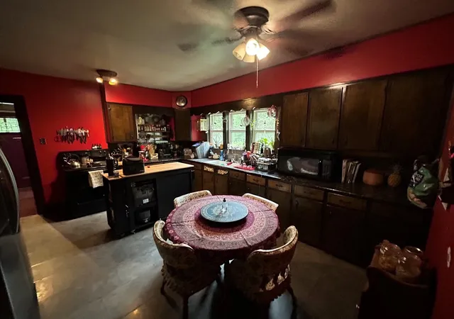 3rd image of 114 Lincoln St, Big Sandy, TN 38221 | MLS# 3288649