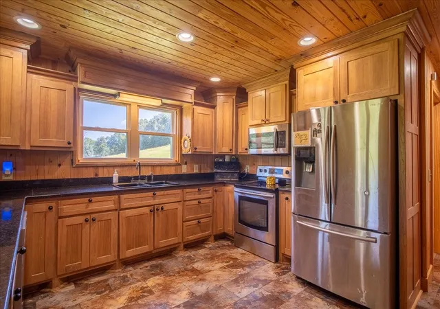 3rd image of 474 Long Branch Rd, Lawrenceburg, TN 38464 | MLS# 3311781